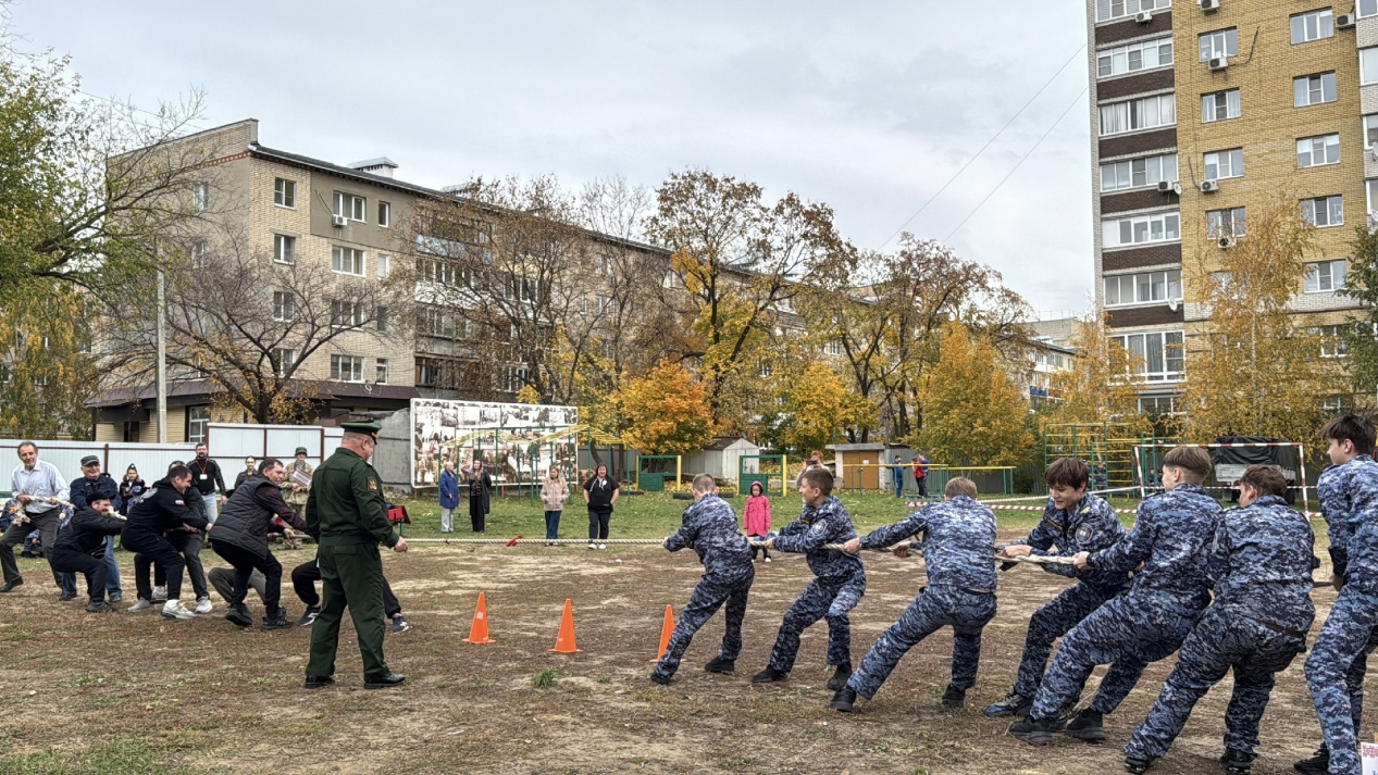 «Казачья сила - от отца к сыну»: когда папа - настоящий герой! «Казачья сила - от отца к сыну»: когда папа - настоящий герой!