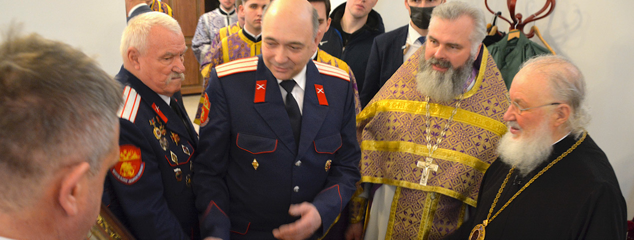 Святейший Патриарх Кирилл совершил великое освящение храма Сретения Господня в Жулебине г. Москвы Святейший Патриарх Кирилл совершил великое освящение храма Сретения Господня в Жулебине г. Москвы