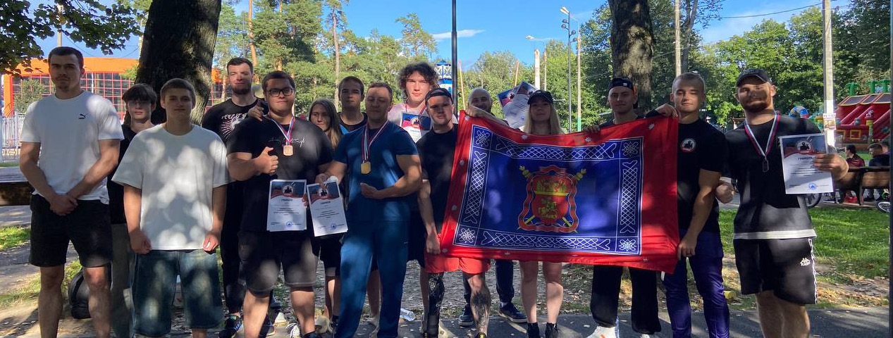 Ждем в наших рядах Ждем в наших рядах