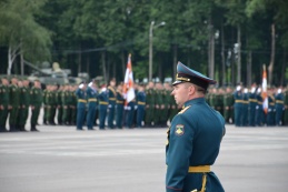 Казаки Центрального казачьего войска поздравили военнослужащих Кантемировской дивизии с 78-летием