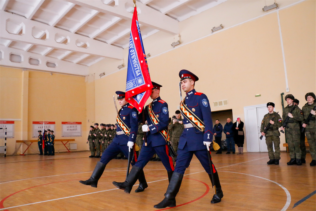 Вступая в казачье братство