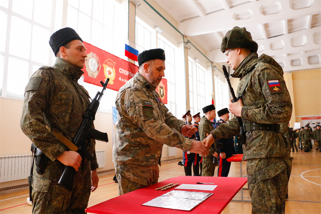 Вступая в казачье братство