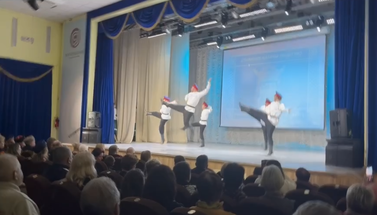 «Сердце матери лучше солнца греет»