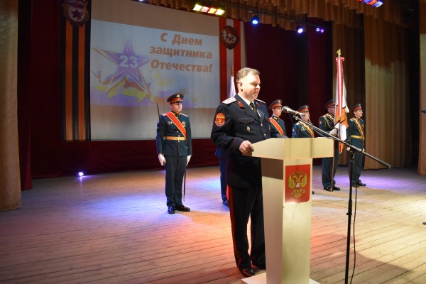 Казаки ВКО ЦКВ поздравили военнослужащих с Днем защитника Отечества