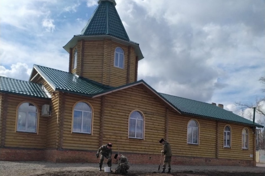 Тамбовские казаки украсили свой город к празднику Победы Тамбовские казаки украсили свой город к празднику Победы