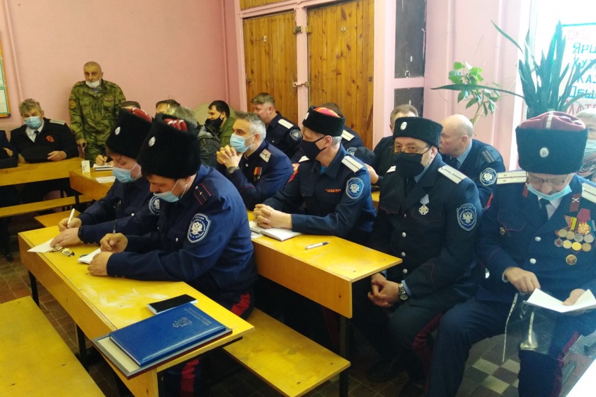 В Смоленском казачьем обществе В Смоленском казачьем обществе