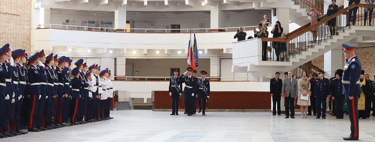 Первая ступень пришедших торжеств Первая ступень пришедших торжеств