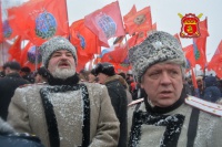 Казаки вышли на митинг в Парке Победы