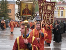 Казаки ВКО ЦКВ в почетном карауле. Визит Святейшего Патриарха Московского и всея Руси в Серпухов. 18.05.15