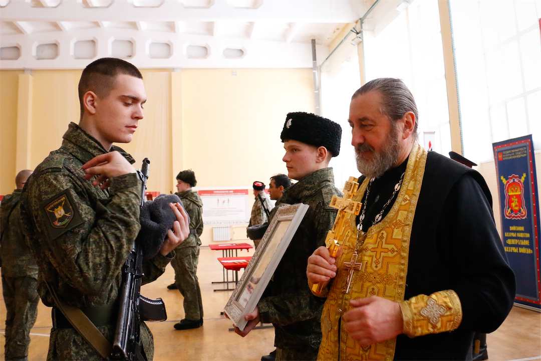 Вступая в казачье братство