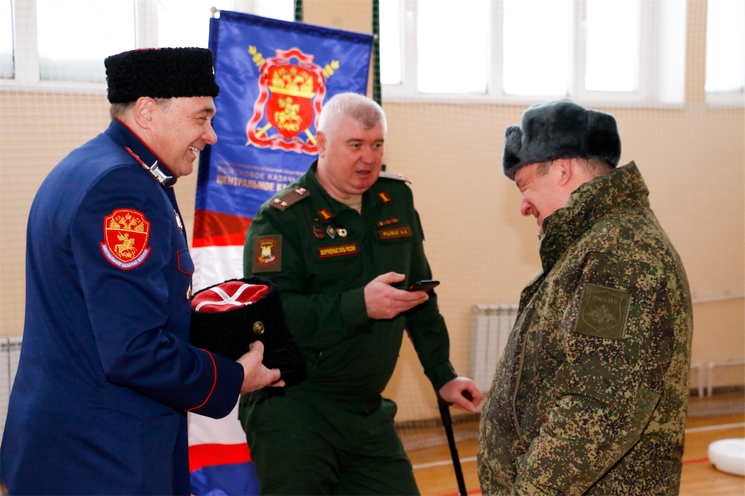 Вступая в казачье братство