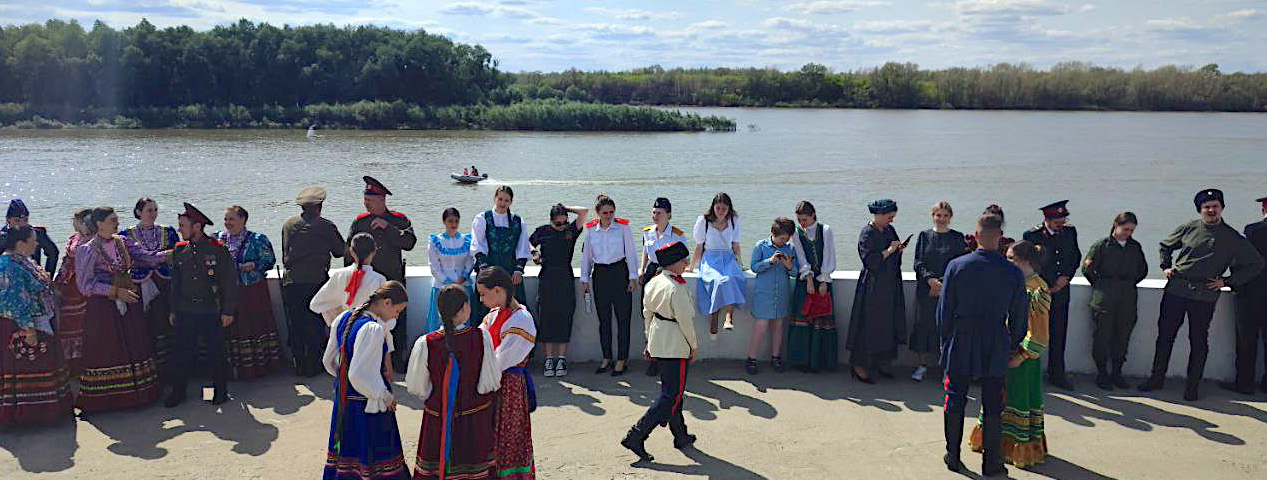 Казачья молодежь: встречи, обсуждения, итоги Казачья молодежь: встречи, обсуждения, итоги