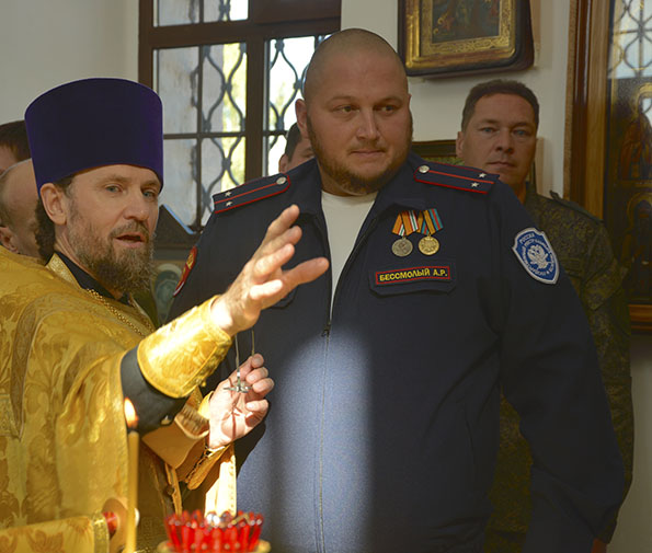 За Отечество, веру и казачье братство!