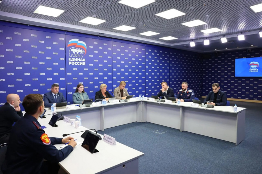 Помощник атамана Центрального казачьего войска Владимир Малыгин принял участие в Экспертном совете «Единой России» в сфере увековечения памяти жертв геноцида советского народа