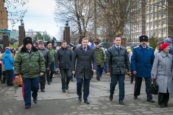 Казаки ВКО ЦКВ обеспечивали порядок на открытии парка