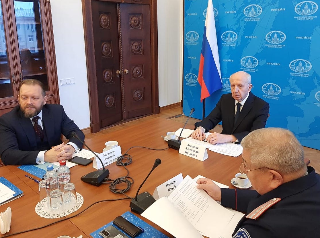 Сообразуясь с инициативами войсковых казачьих обществ