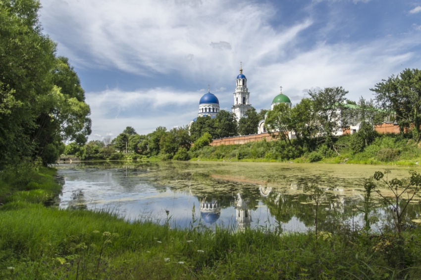 Успение Пресвятой Богородицы в Свято-Тихоновой пустыни Успение Пресвятой Богородицы в Свято-Тихоновой пустыни