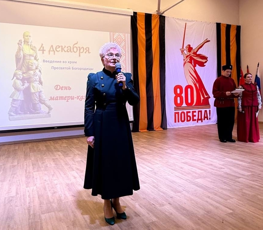 «Сердце матери лучше солнца греет»