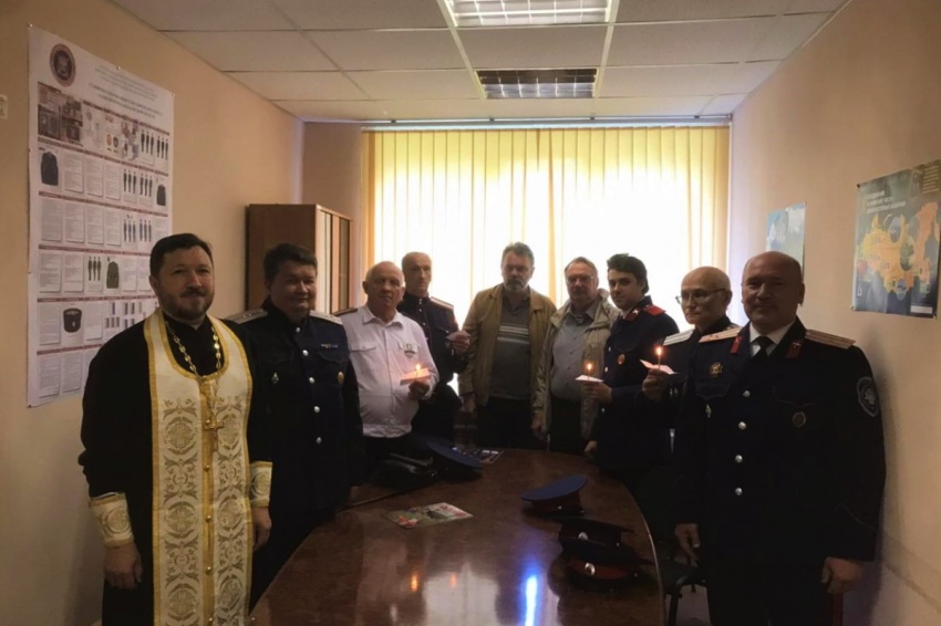Торжественное освящение штаба казачьей народной дружины Торжественное освящение штаба казачьей народной дружины