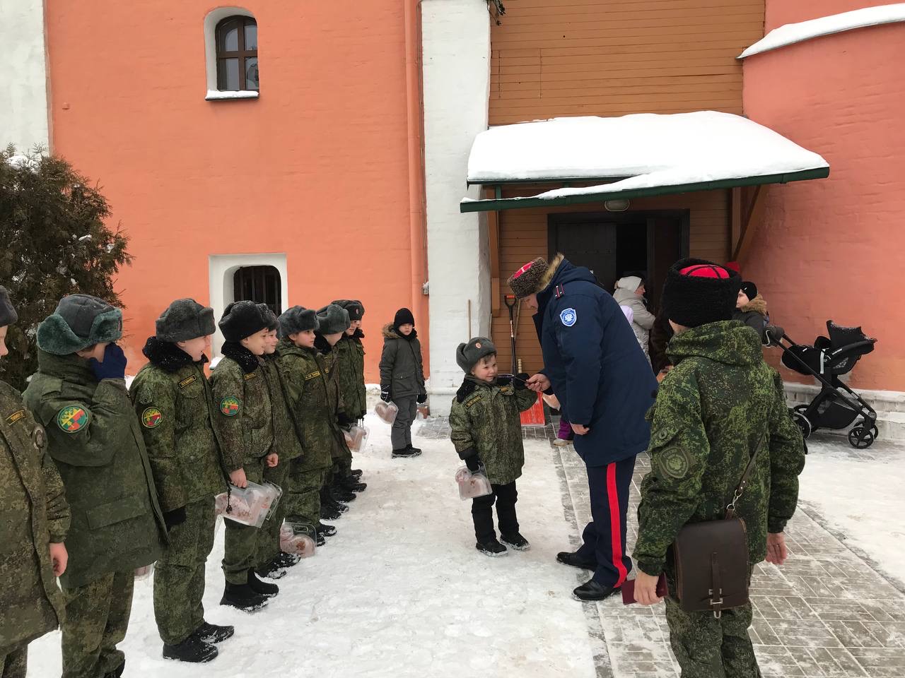 Традиция служения