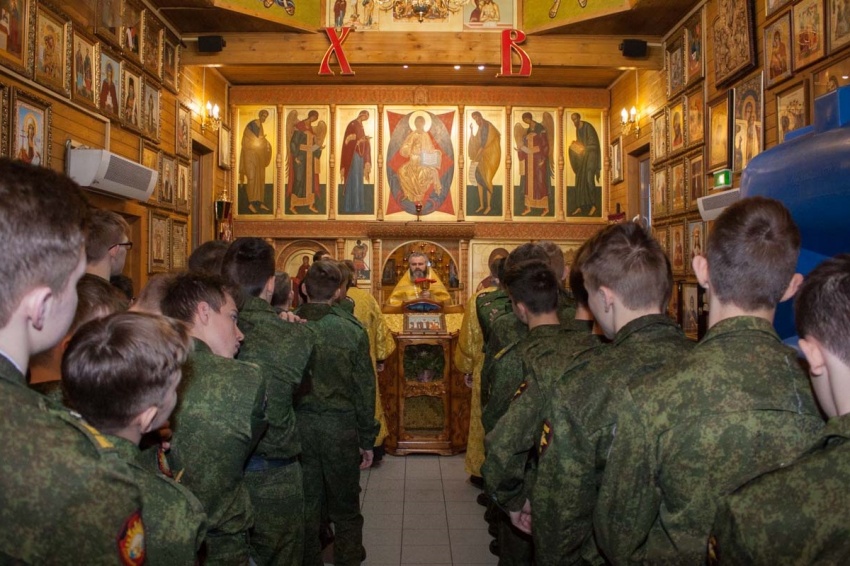 Кадетская Литургия 7-х и 9-х классов Московского президентского кадетского училища им. М.А. Шолохова Кадетская Литургия 7-х и 9-х классов Московского президентского кадетского училища им. М.А. Шолохова