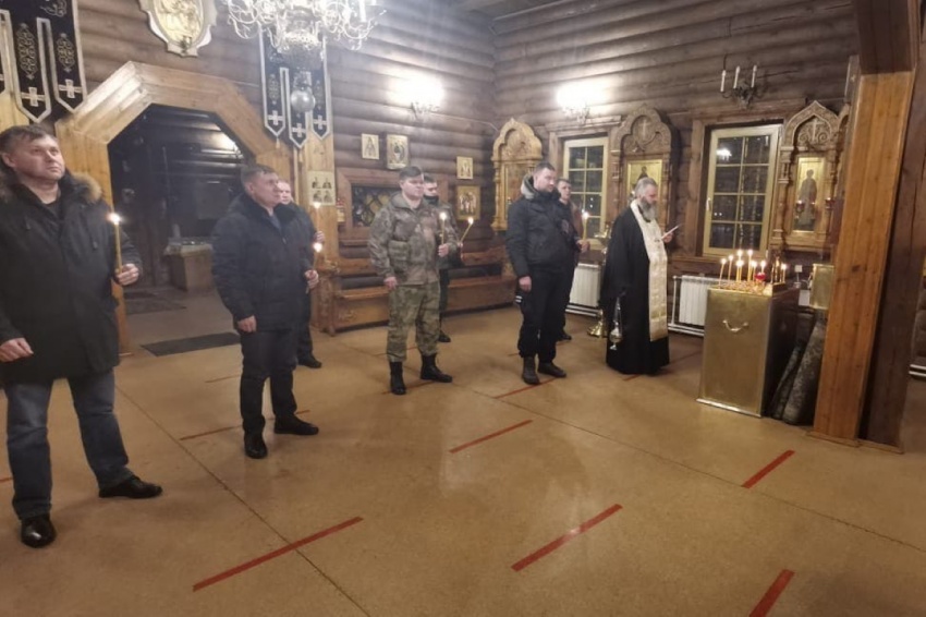 Лития в 40 день по преставлении ко Господу атамана Москвы Андрея Шустрова Лития в 40 день по преставлении ко Господу атамана Москвы Андрея Шустрова