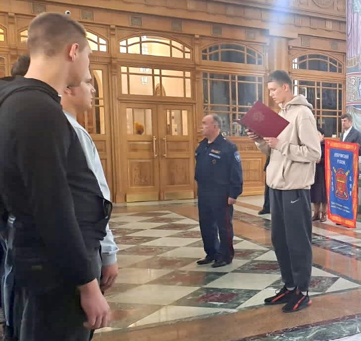 Служить верой и правдой