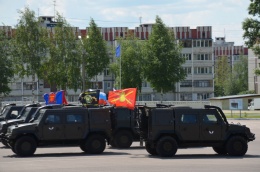 Казаки Центрального казачьего войска поздравили военнослужащих Кантемировской дивизии с 78-летием