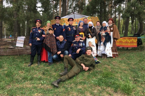 Казаки СКО Серпуховского района побывали на мемориале павшим воинам в г. Кременки