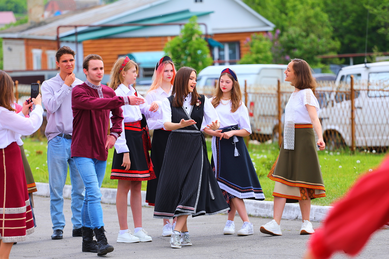 Праздник на казачьей улице