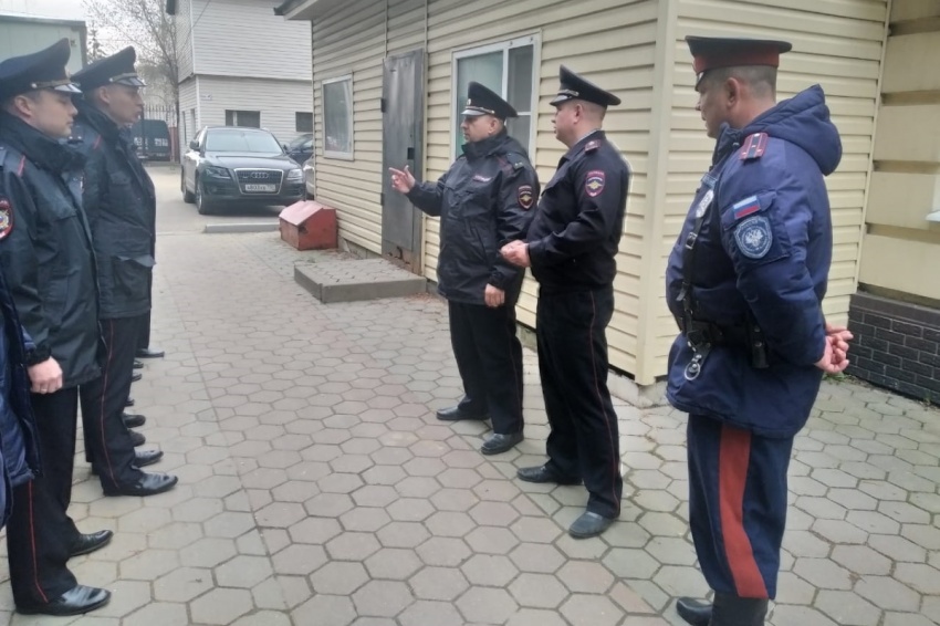 Служба казаков Домодедовского хуторского казачьего общества в праздничные дни Служба казаков Домодедовского хуторского казачьего общества в праздничные дни