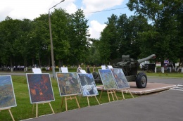 Казаки Центрального казачьего войска поздравили военнослужащих Кантемировской дивизии с 78-летием