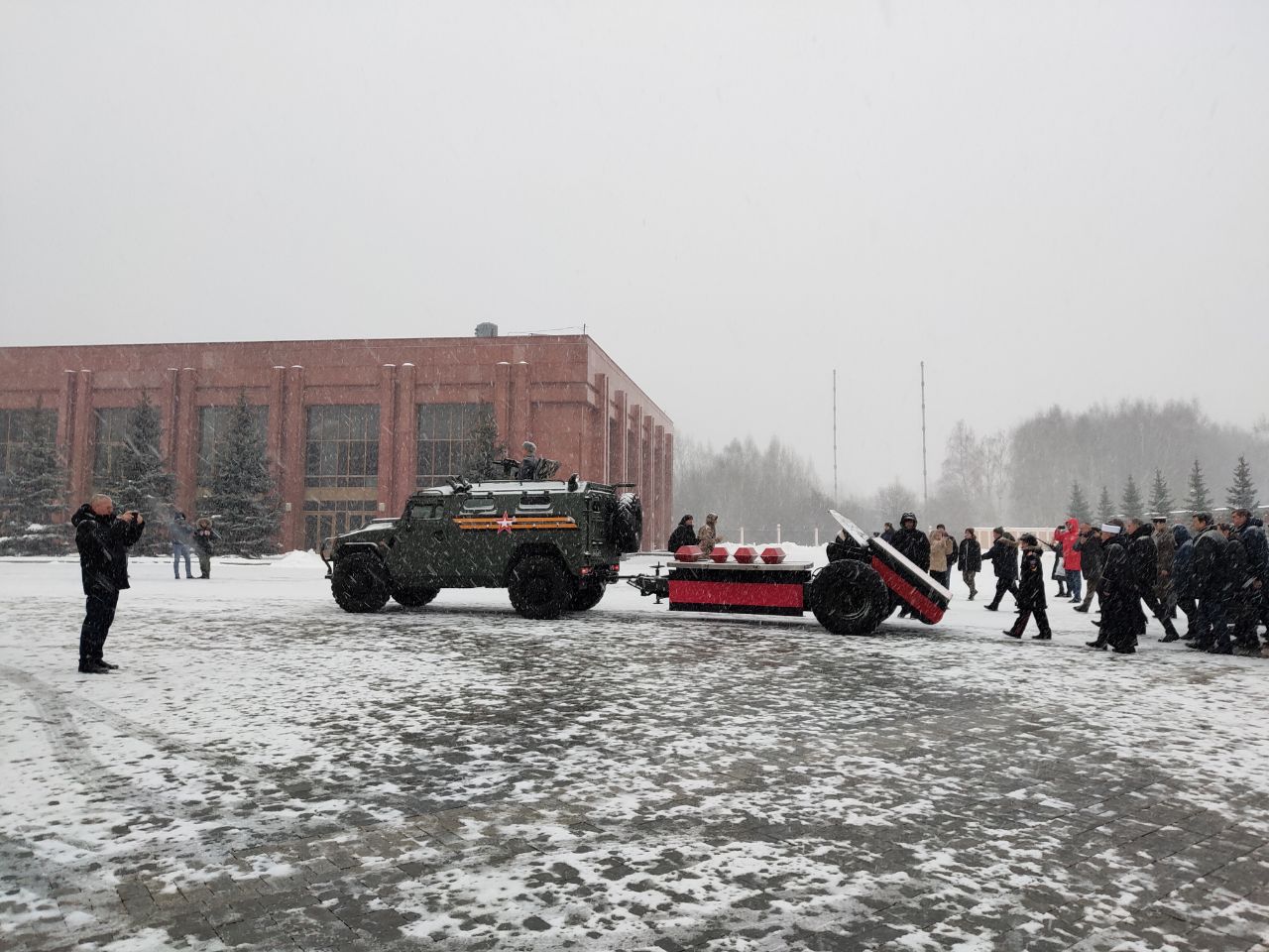 Подвигам безымянных героев посвящается..