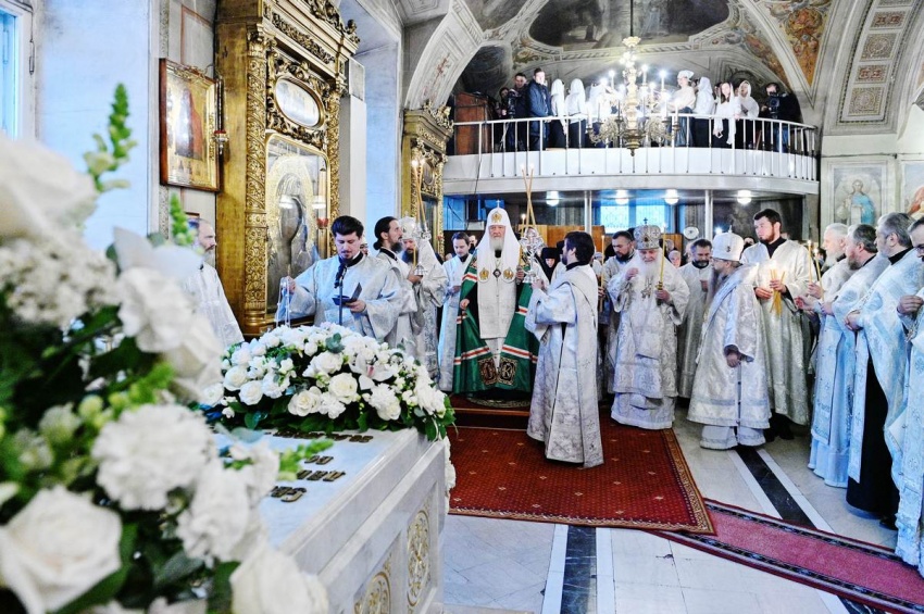 Настоятель храма св. равноап. кн. Владимира при МПКУ им. М.А. Шолохова, войсковой священник Центрального казачьего войска иерей Марк Кравченко сослужил Святейшему Патриарху Московскому и всея Руси Кириллу за панихидой по Святейшему Патриарху Алексию II Настоятель храма св. равноап. кн. Владимира при МПКУ им. М.А. Шолохова, войсковой священник Центрального казачьего войска иерей Марк Кравченко сослужил Святейшему Патриарху Московскому и всея Руси Кириллу за панихидой по Святейшему Патриарху Алексию II