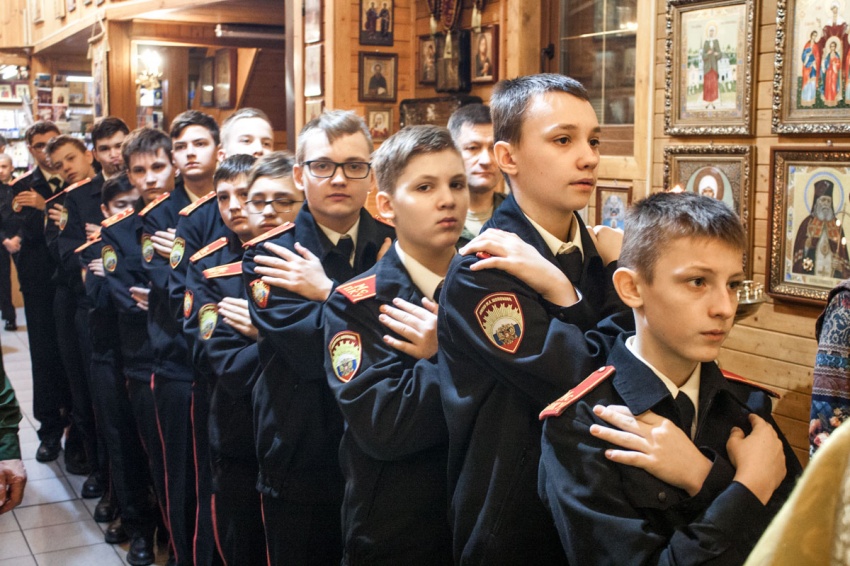 Кадетская Литургия 7-х классов Московского президентского кадетского училища им. М.А. Шолохова Кадетская Литургия 7-х классов Московского президентского кадетского училища им. М.А. Шолохова