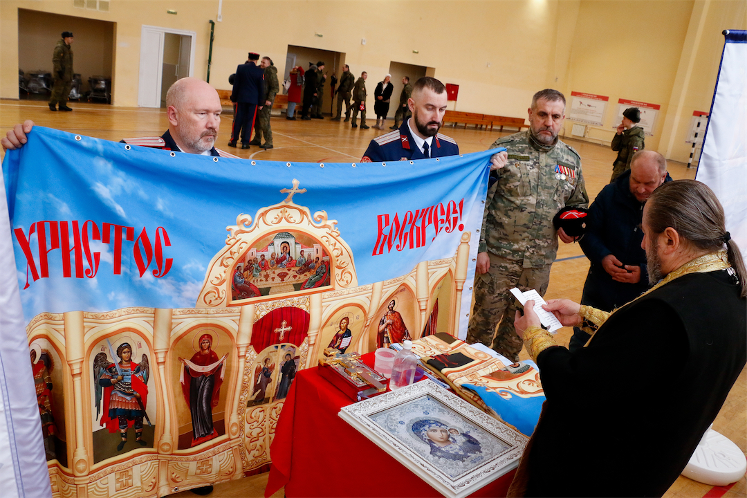 Вступая в казачье братство