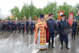 Казаки ВКО ЦКВ в почетном карауле. Визит Святейшего Патриарха Московского и всея Руси в Серпухов. 18.05.15