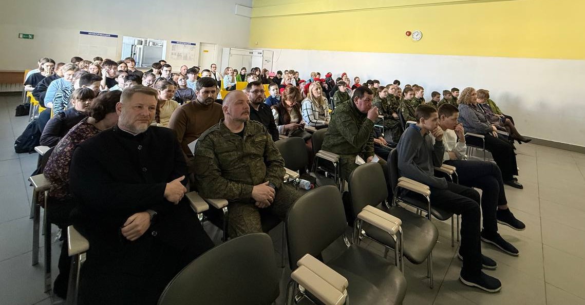 Любовь к Отечеству воспитывается с детства