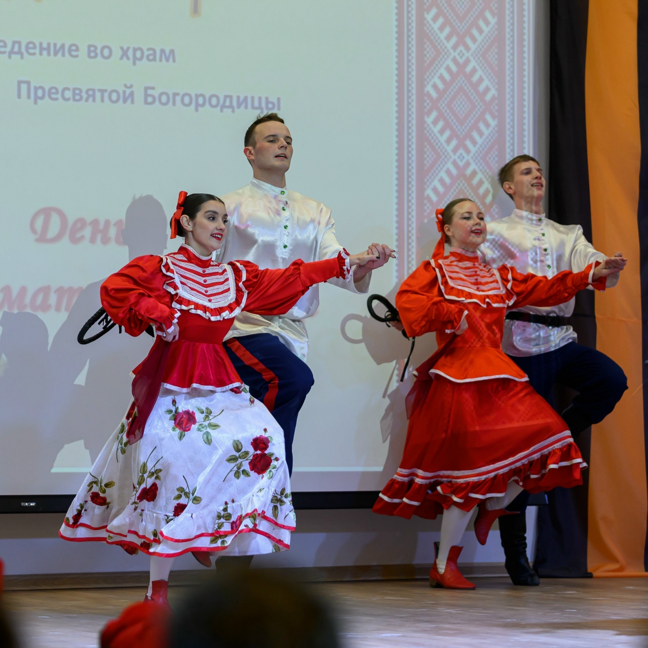 «Сердце матери лучше солнца греет»