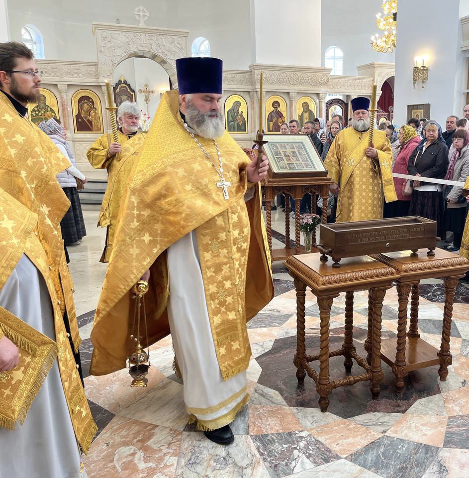 К святым покровителям воинства православного