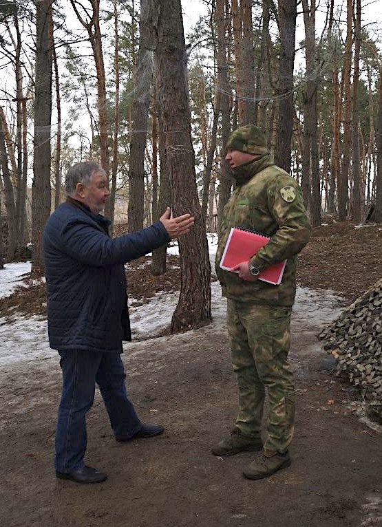 Здесь слово спаяно делом