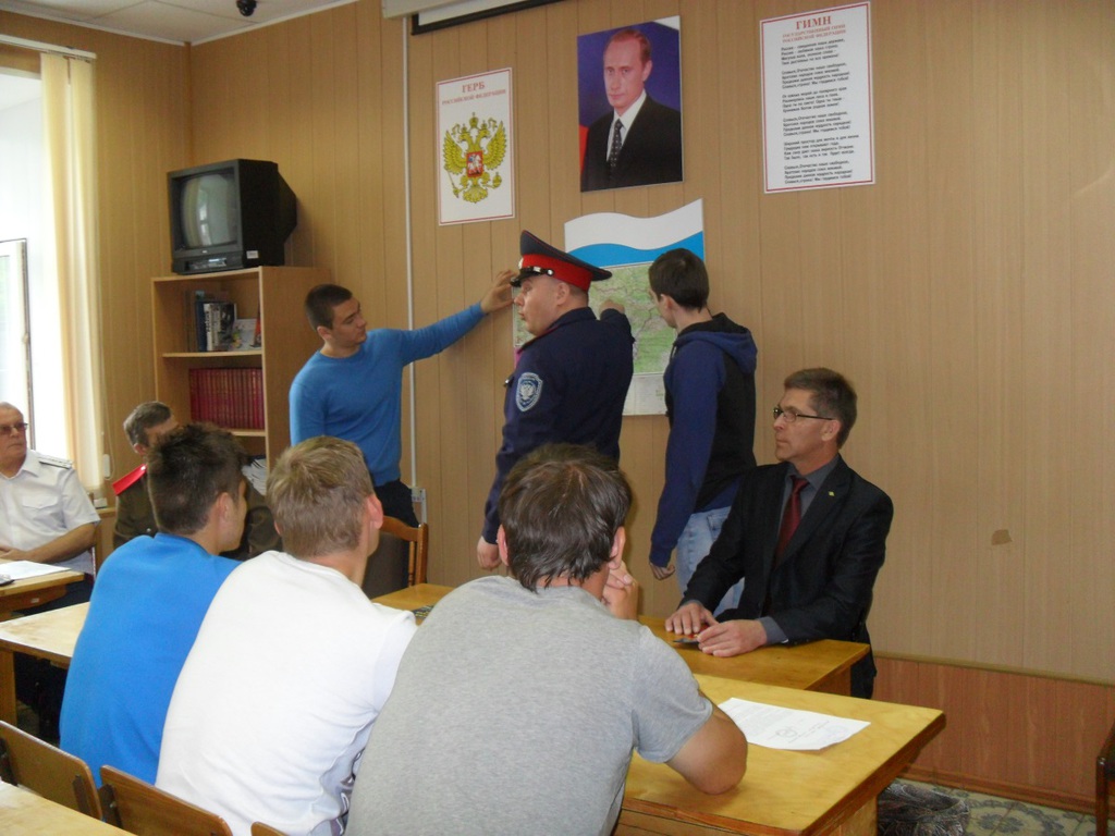 В Егорьевске казаки ВКО ЦКВ встретились с призывниками