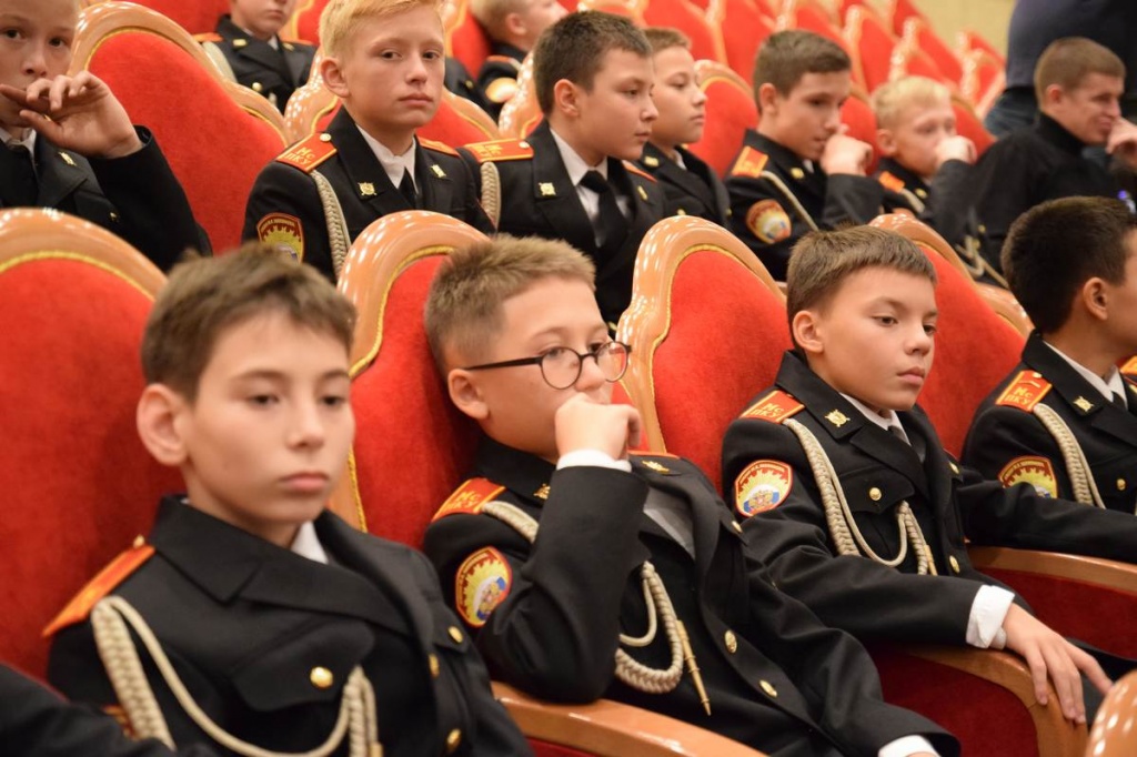 Кадеты МПКУ им. М.А. Шолохова приняли участие в памятных мероприятиях, посвященных 630-летию со дня кончины благоверного князя Димитрия Донского