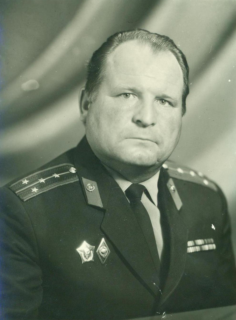 Поздравляем ветеранов