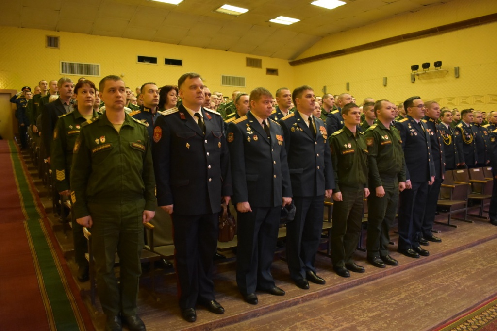 Казаки ВКО ЦКВ поздравили военнослужащих с Днем защитника Отечества