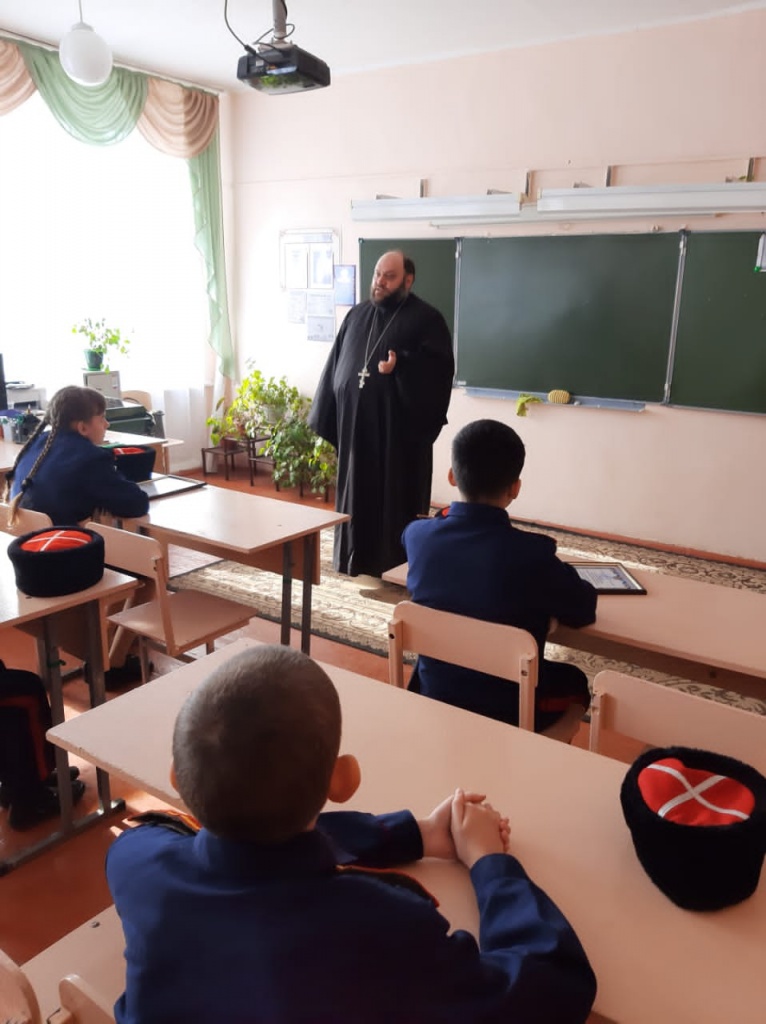 Белгородские казаки приехали к казачатам на выборы атамана