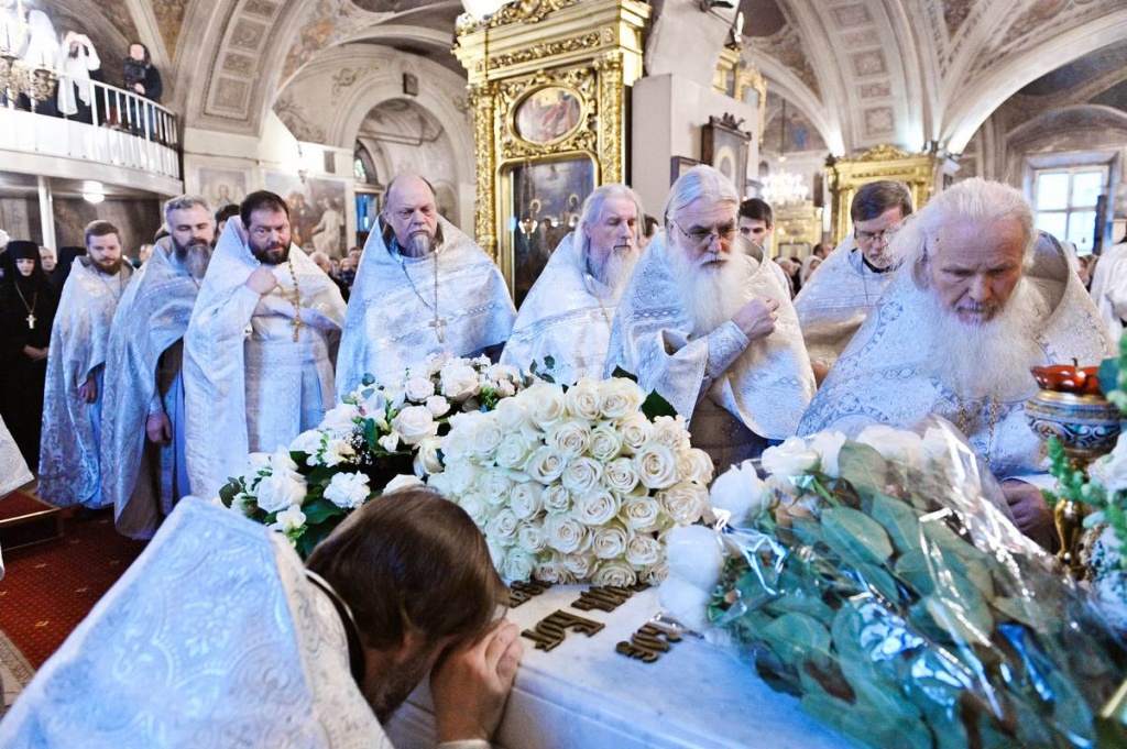 Настоятель храма св. равноап. кн. Владимира при МПКУ им. М.А. Шолохова, войсковой священник Центрального казачьего войска иерей Марк Кравченко сослужил Святейшему Патриарху Московскому и всея Руси Кириллу за панихидой по Святейшему Патриарху Алексию II