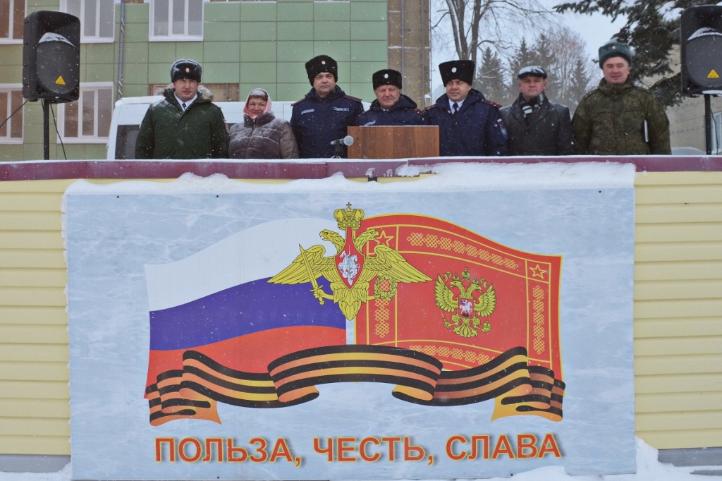 Казаки ВКО ЦКВ поздравили военнослужащих с днем защитника Отечества