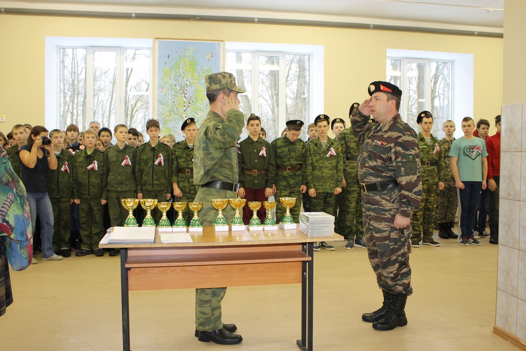 В дни школьных каникул в Тульской области работал военно-патриотический лагерь «Патриот»