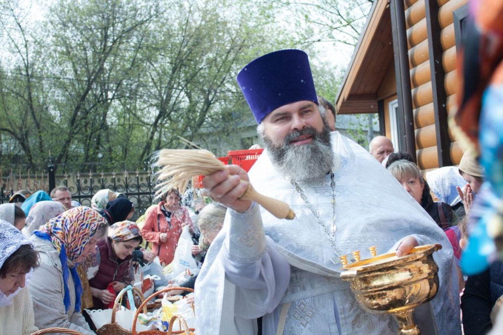 Празднование Воскресения Христова на приходе храма св. равноап. кн. Владимира при Московском президентском кадетском училище имени М.А. Шолохова